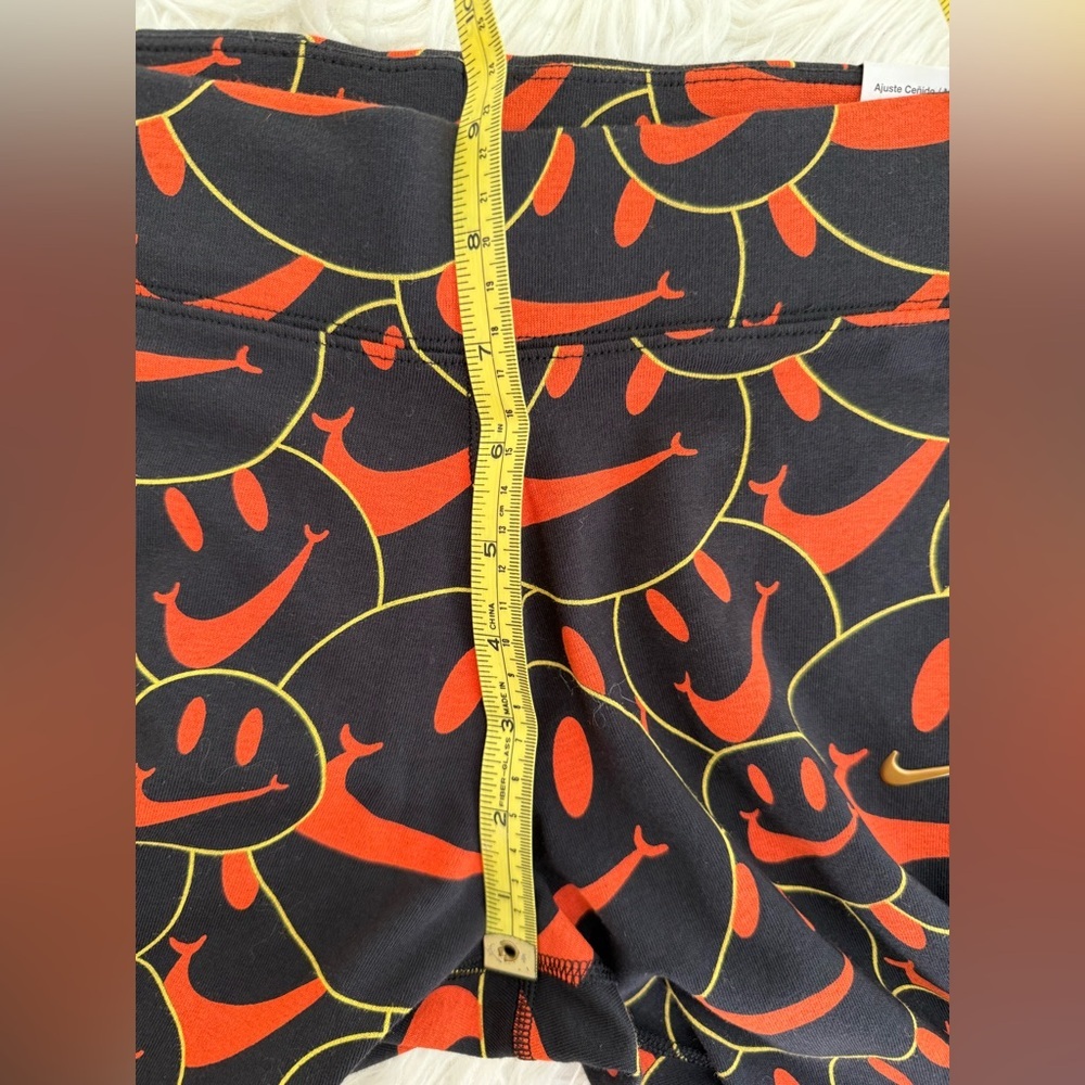 Nike Mid Rise Essentials Bike Shorts - Picture 7 of 10